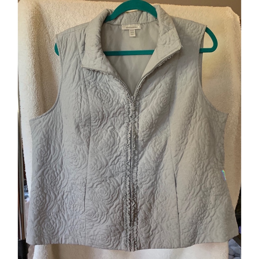 Dress Barn Quilted Rose Patterned Vest